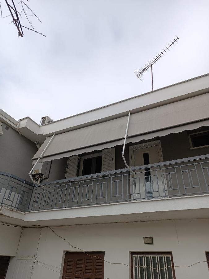 Giorgos Studio Trikala Exterior foto
